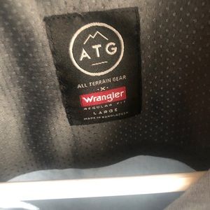 New wrangler ATG short sleeve shirt